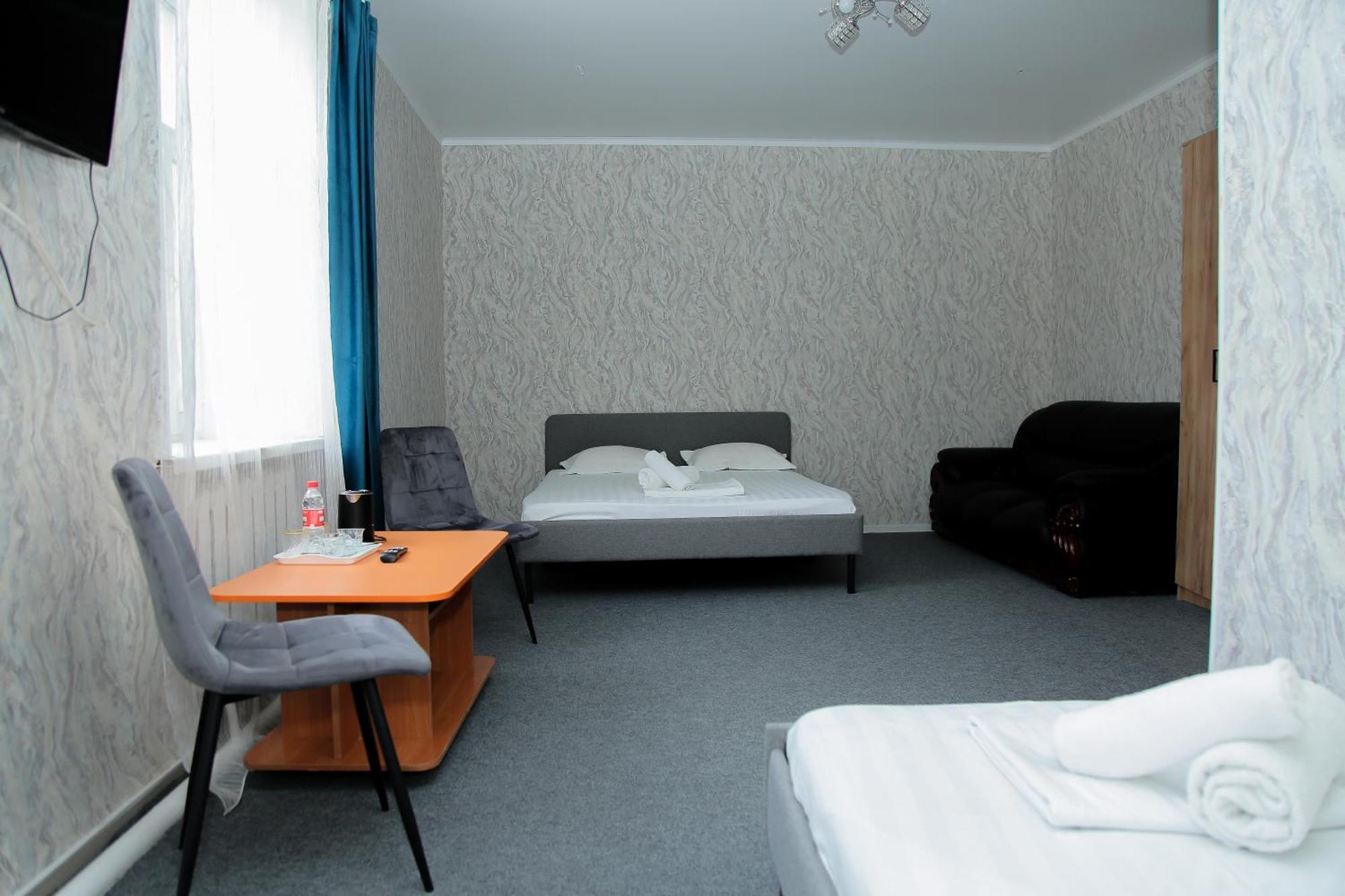 Hotel Fresh Актобе Екстериор снимка