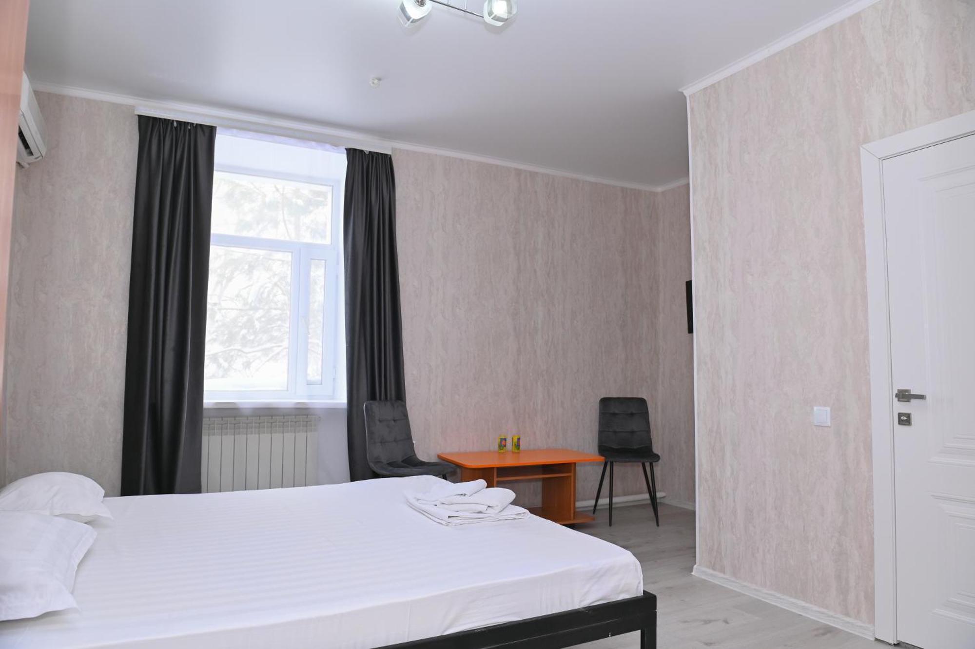 Hotel Fresh Актобе Екстериор снимка